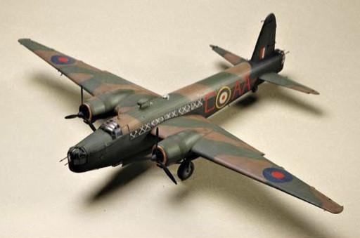 Trumpeter Aircraft 1/48 Vickers Wellington Mk IC WWII British 