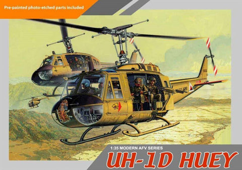 Dragon 1/35 UH1D Huey Helicopter w/4 Crewman Kit