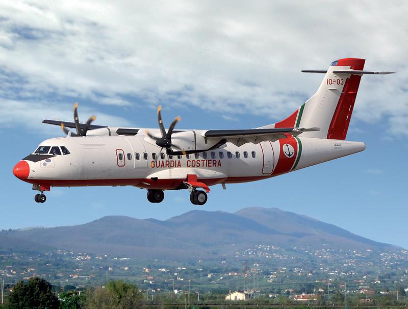 Italeri 1/144 ATR 42 Twin-Turboprop Passenger Aircraft Kit