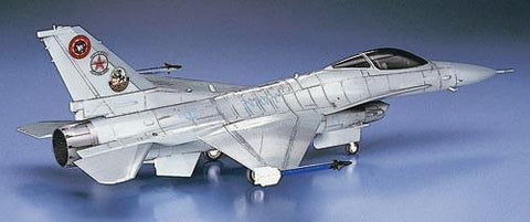 Hasegawa Aircraft 1/72 F16N Top Gun Aircraft Kit