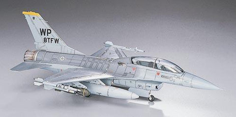 Hasegawa Aircraft 1/72 F16B Plus Falcon Aircraft Kit