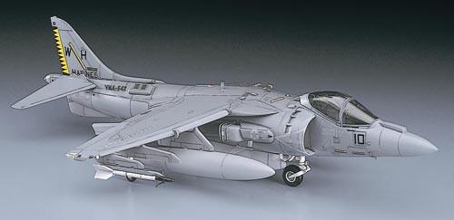 Hasegawa Aircraft 1/72 AV8B Harrier II Aircraft Kit