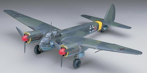 Hasegawa Aircraft 1/72 Ju88A4 Luftwaffe Bomber Kit