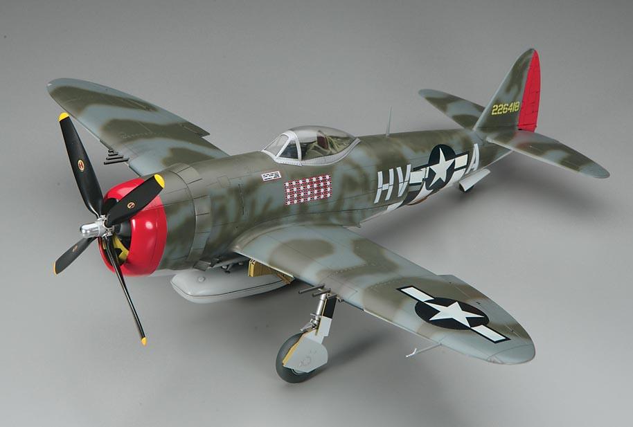 Hasegawa 1/32 P47D USAAF Fighter Kit