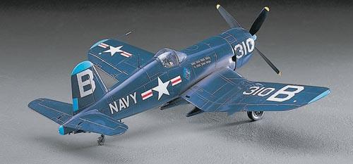 Hasegawa 1/48 F4U4 Corsair USN Fighter Kit