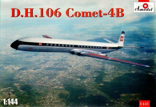 A Model 1/144 DH106 Comet 4B Passenger Airliner Kit