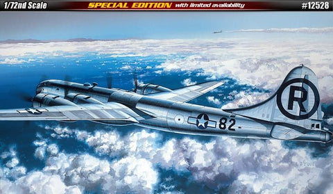Academy Aircraft 1/72 B29A Enola Gay/Bockscar Bomber Kit